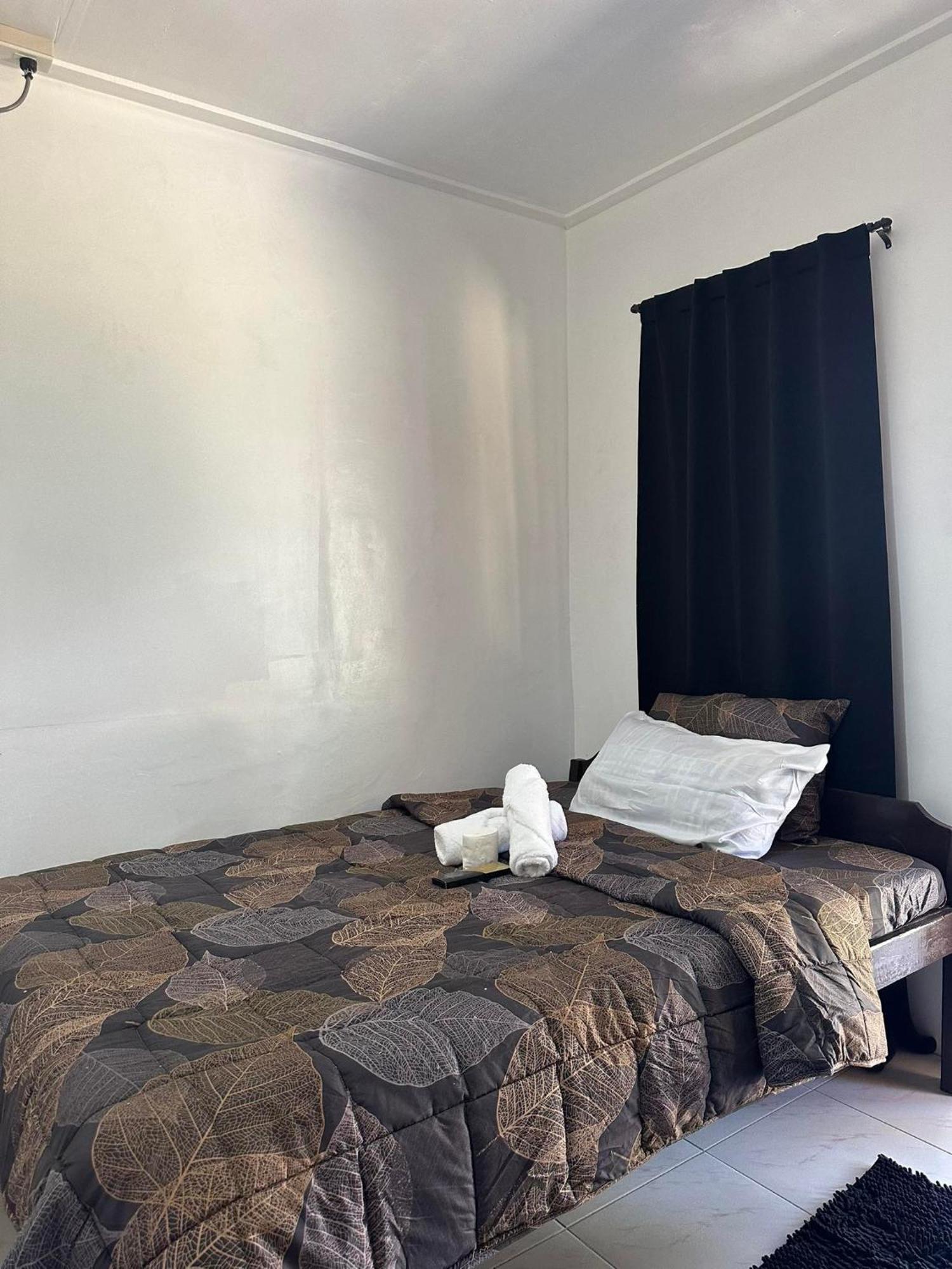 Trisha Guesthouse 圣维森特 外观 照片